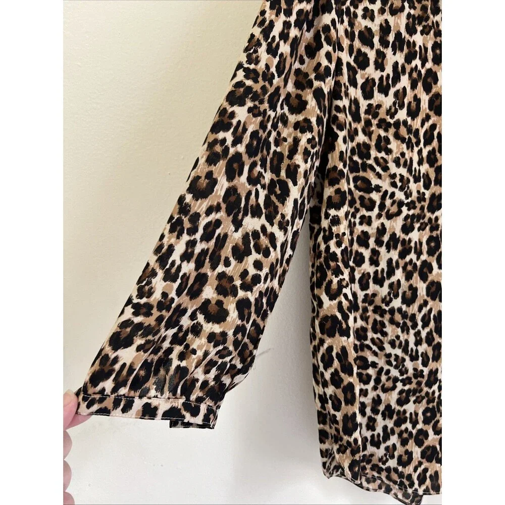 NYDJ Black Brown Leopard Print Henley Pleat Back 3/4 Sleeve Tunic Blouse Size Sm - Picture 5 of 6